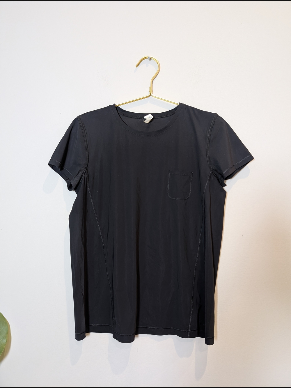 Lululemon Black Crew Neck Pocket T-Shirt